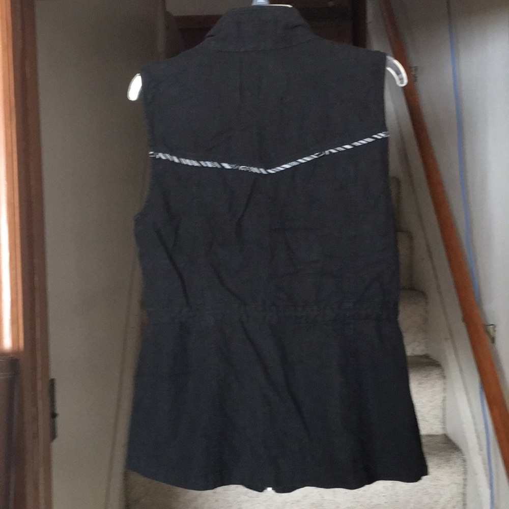 Ladies Vest - Picture 2 of 2